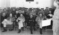 No 77 Squadron Association Williamtown photo gallery - Jim Treadwell briefing an highly attentive audience ( J A Treadwell)